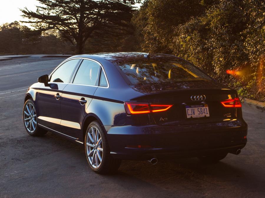  Audi A3 Sedan 2.0T Quattro (8V) 2014 года  (NA) (фото 52 из 88)